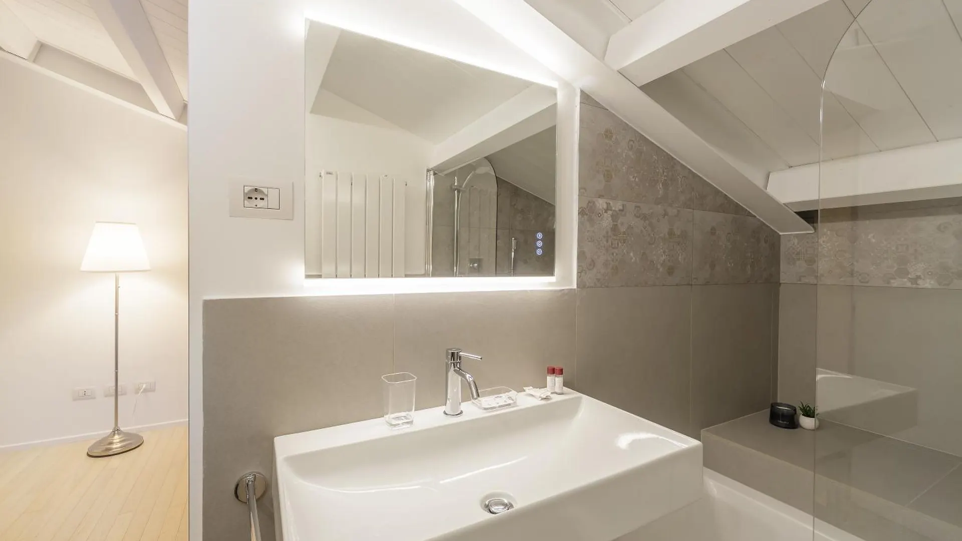 Appartamento Duomo 10 Min Shopping&Relax Metro Loreto Milano Italia